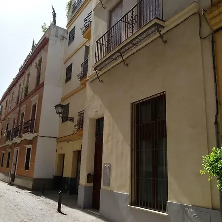Rentalsevilla Espacioso Duplex En La Puerta Real * Seville